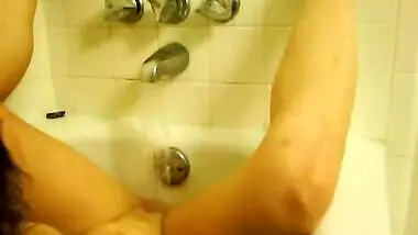 Lewd desi aunty taped her own kinky amateur masturbation in bath tub