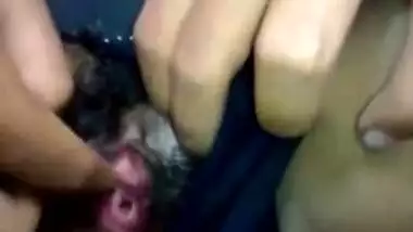 Fingers always help Indian girl to prepare hairy XXX slit before sex