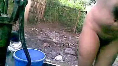 Bangla desi shameless village cousin-Nupur bathing outdoor