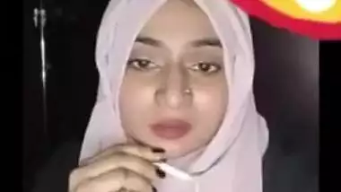 Sexy Bangladeshi Hijab girl showing pussy