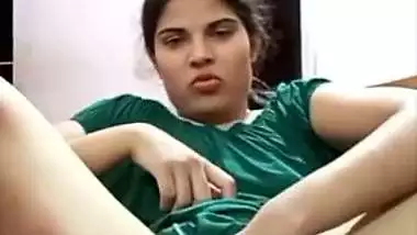 Best video call sex chat of hot figure showing pussy