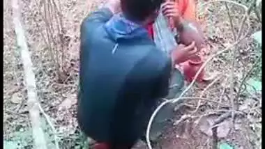 Village aunty is caught fucking outdoor with brother of hubby, Desi mms