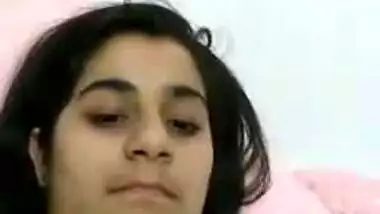 Solo XXX video would be more interesting if Indian girl had sex