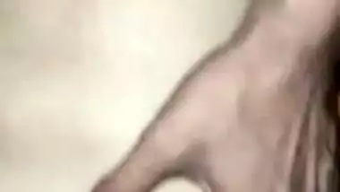 My indian girlfriend turn into horny when he see my cock - hindi audio