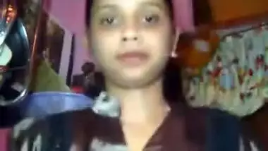 sexy desi girl stripping dress n bra and go topless for bf