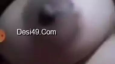 Today Exclusive-horny Desi Girl Showing Her Boobs And Pussy On Video Call Part 1