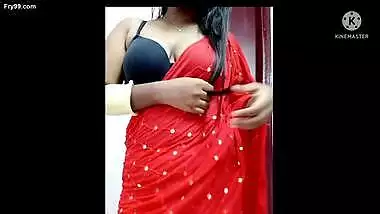 Super Hot Desi Indian bhabhi in red saree and black bra dirty talking with boyfriend
