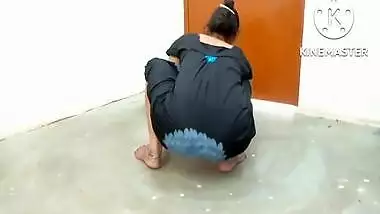 Indian Mom In Nighty Cleaning Home Show Porn Radar Your Priya Bhabhi