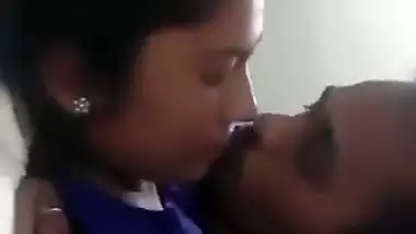 Indian mouthfucking with GF