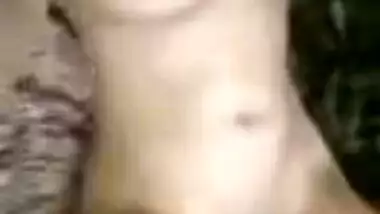 Sportsgirl from India does naughty exercises to look fit in sex video